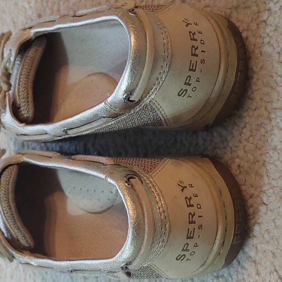 Sperry Top Sider Gold Boat Shoes, size 8.5 - Picture 4 of 6